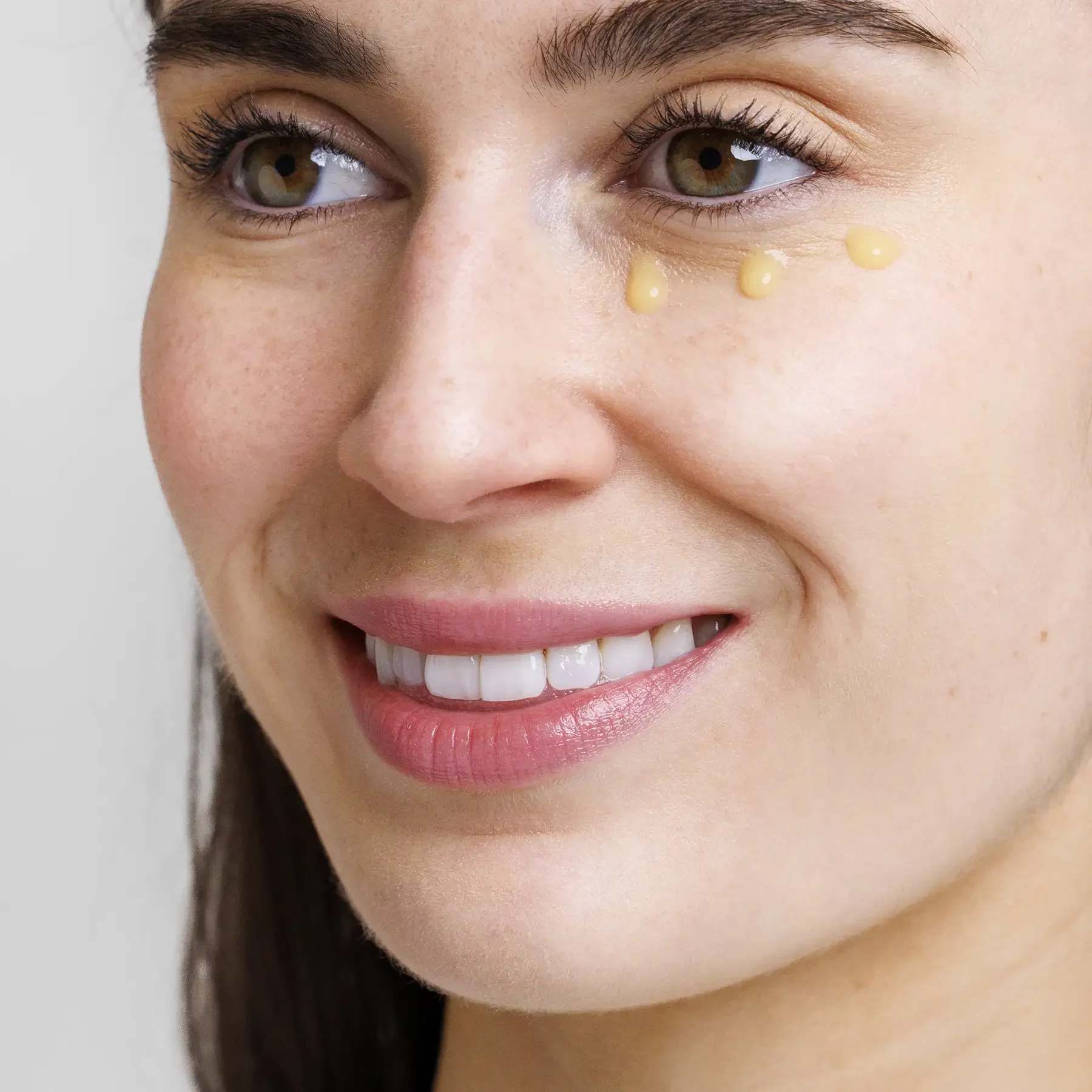 Pentabrite on face Pentabrite on face