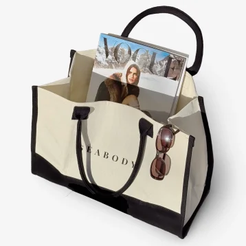 Sabody Tote Bag with magazine